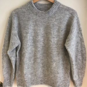 The Oversized Alpaca Crew